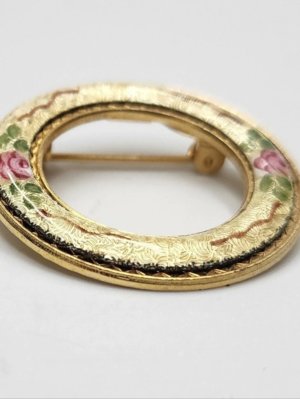 Vintage guilloche enamel circle floral brooch Gold Tone Pin VTG 1